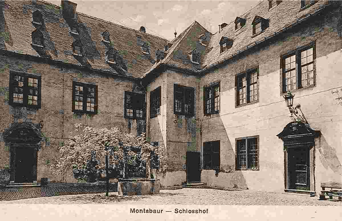 Montabaur. Schlosshof