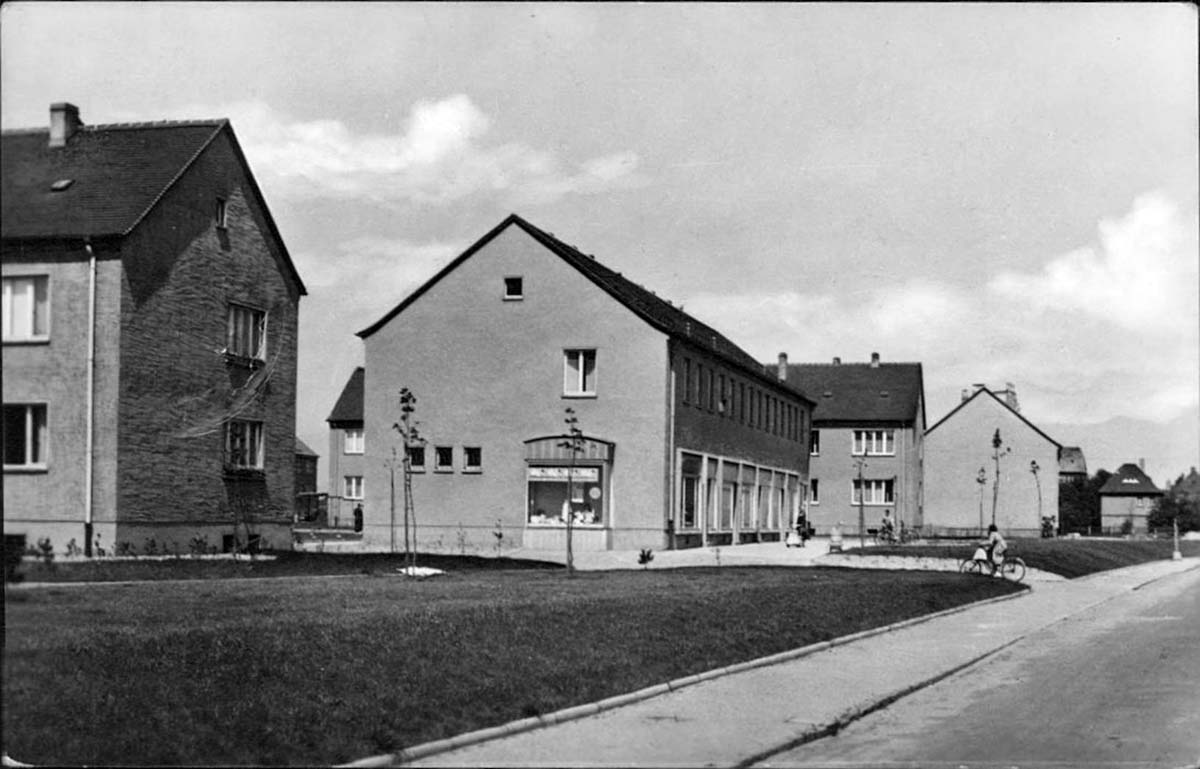 Markkleeberg. Gaschwitz - Neubauten in der Ernst-Thälmann-Straße, um 1960