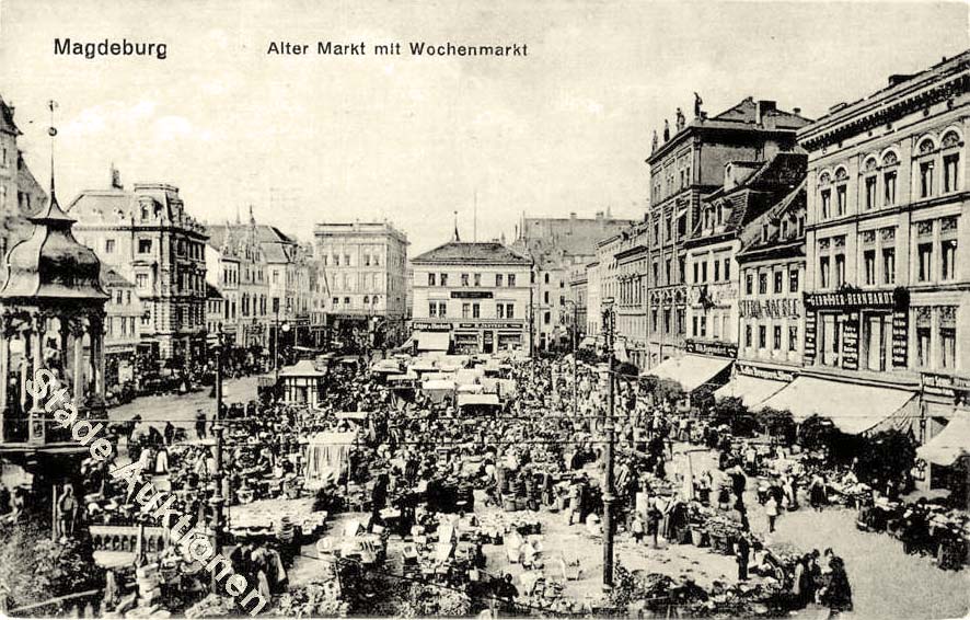 Magdeburg. Alter Markt mit Wochenmarkt