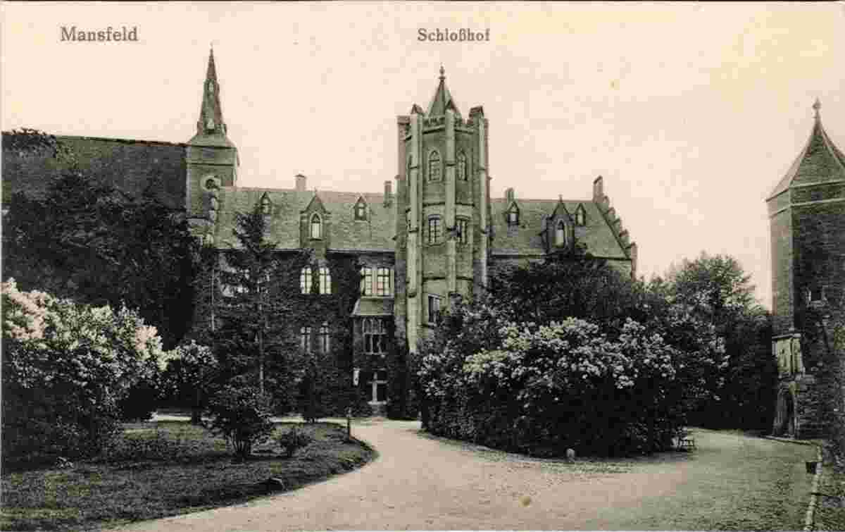 Mansfeld. Schlosshof