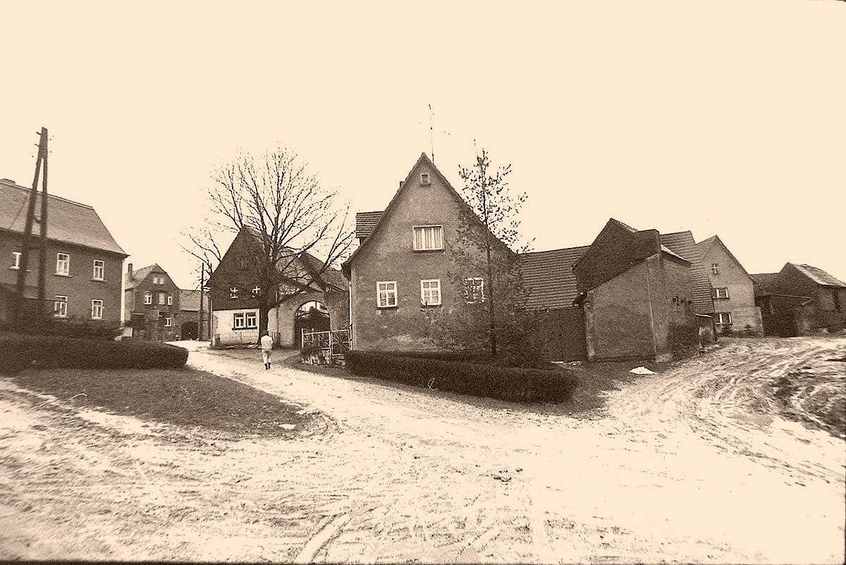 Molauer Land. Abtlöbnitz - Blick auf dorfstraßen, 1988