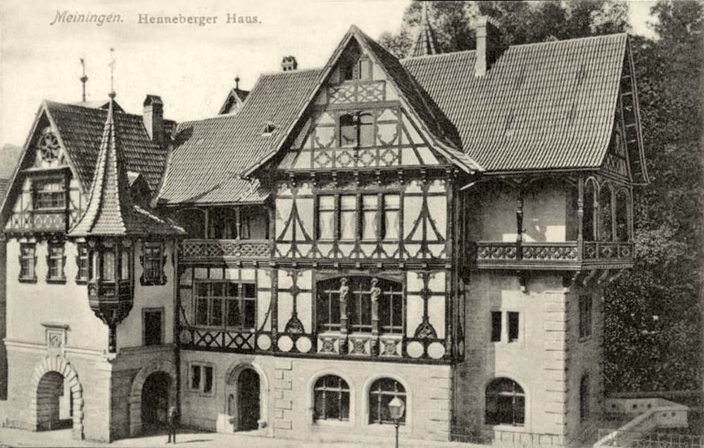 Meiningen. Henneberger Haus in der Georgstraße