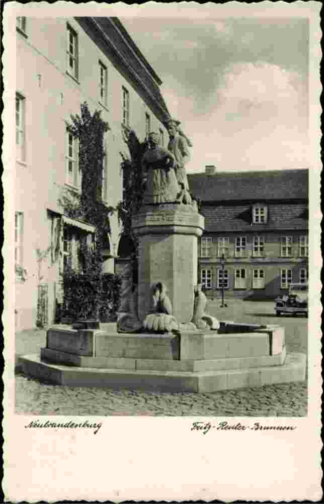 Neubrandenburg. Fritz Reuter Brunnen, 1940