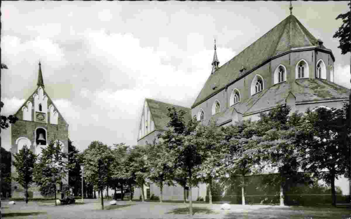 Norden. Ludgeri Kirche mit Glockenturm, 1963