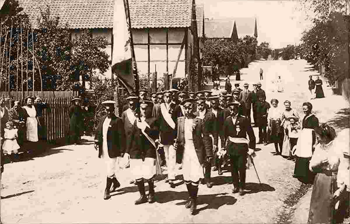 Nordharz. Danstedt - Blick auf Festzug, 1914