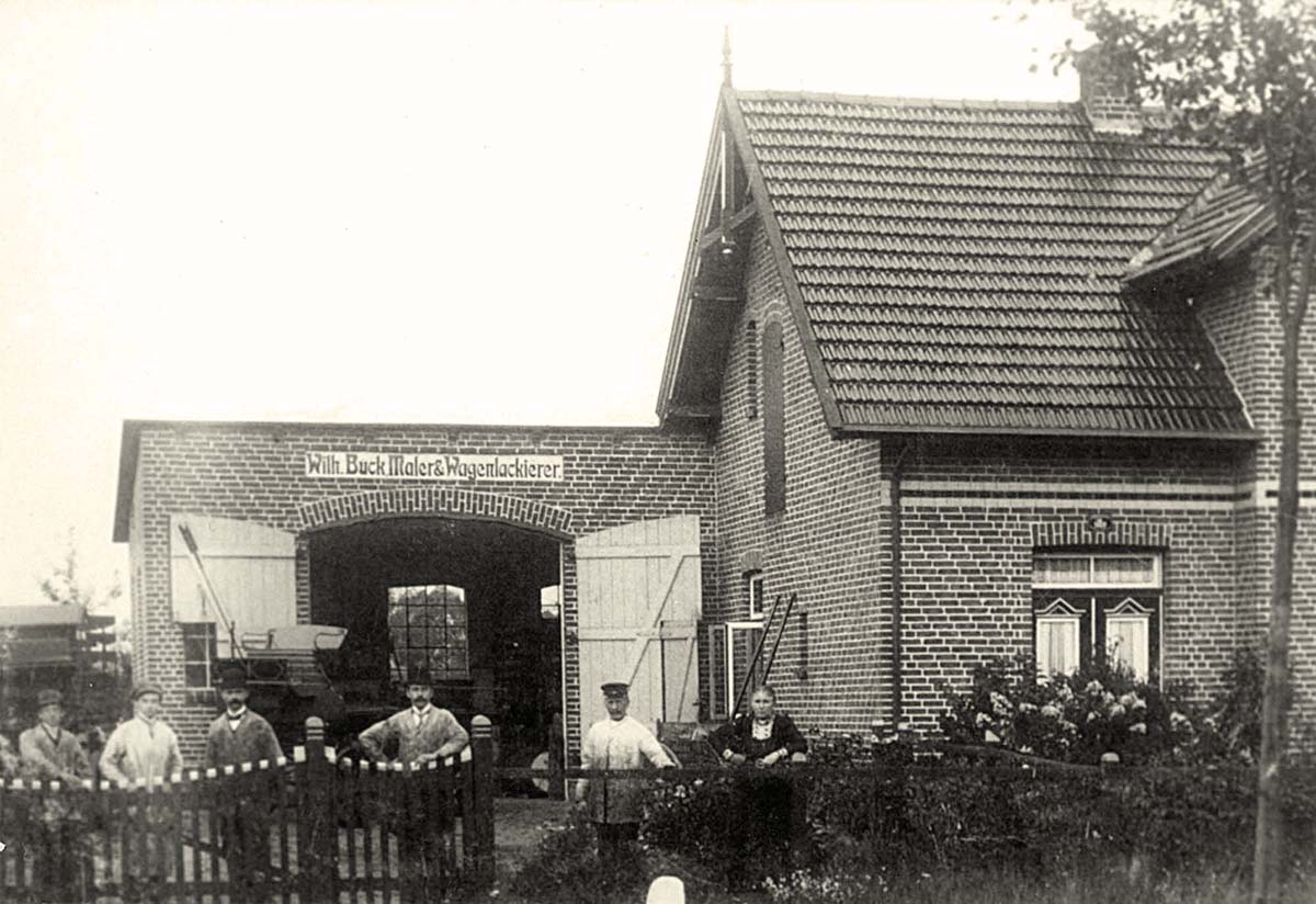 Norderstedt. Harksheide - Einer der altesten Betriebe, Maler und Wagenlackierer Wilhelm Buck an der Ulzburger Straße