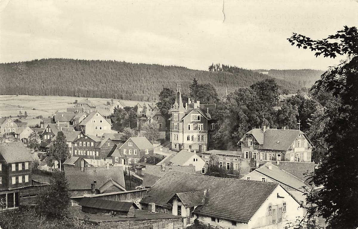 Neuhaus am Rennweg. Panorama von Ortsteil Scheibe-Alsbach, 1965