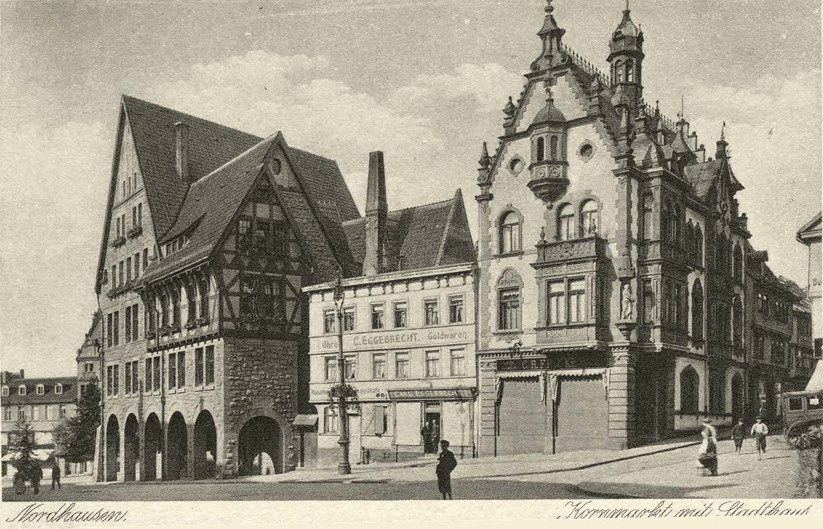 Nordhausen. Kornmarkt mit Stadthaus mit Geschäft von C. Eggebrecht, 1929