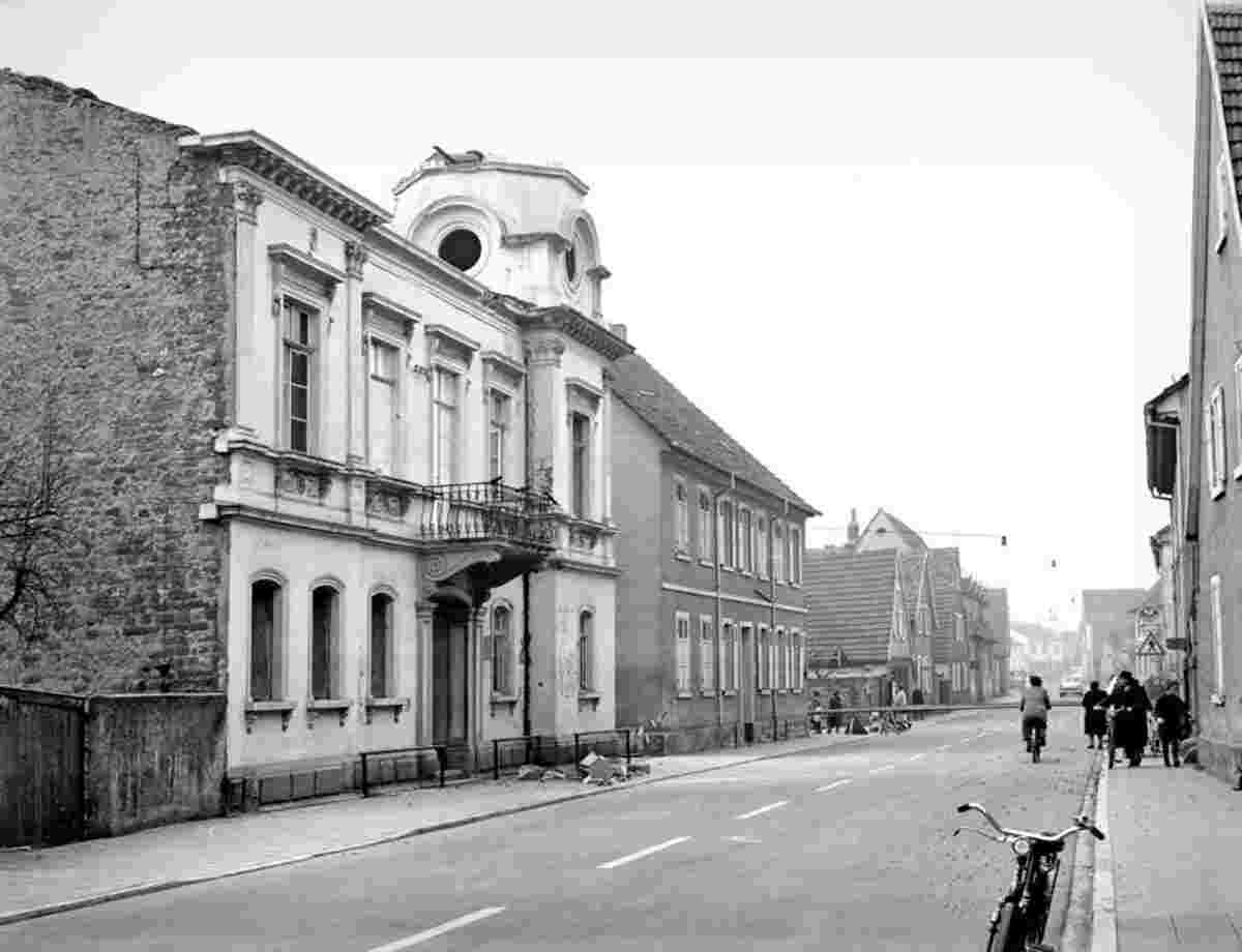 Oftersheim. Abriss des alten Rathauses, 1964