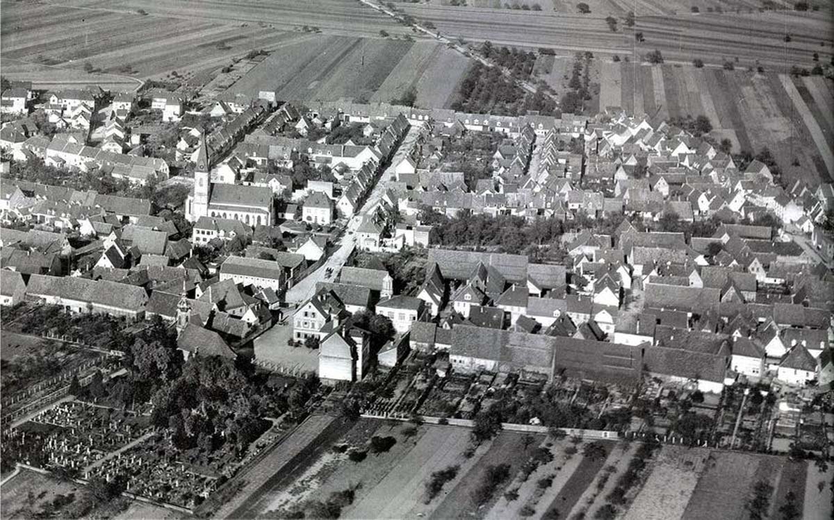 Oftersheim. Luftbild der Gemeinde aus, 1931