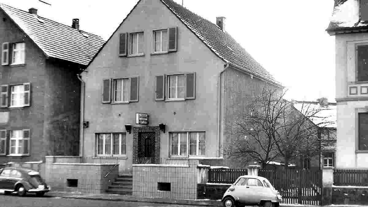 Obertshausen. Wohnhäuser