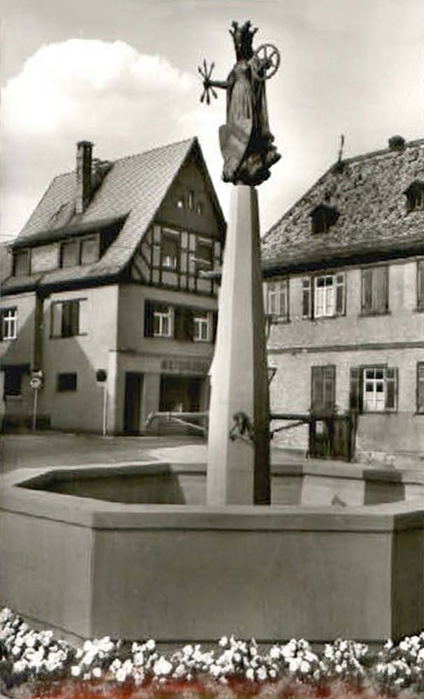 Oberursel (Taunus). Brunnen