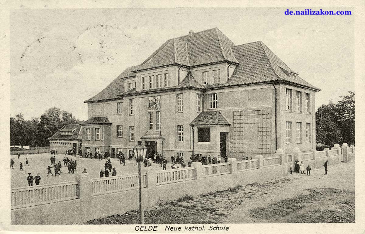 Oelde. Neue Katholische Schule, um 1920