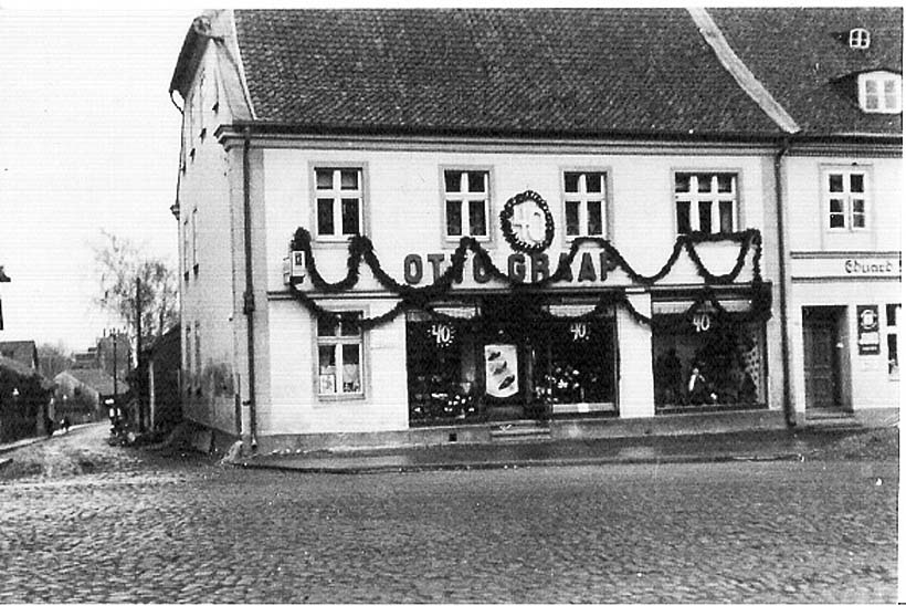 Preußisch Eylau (Bagrationowsk). Haus und Laden Otto Grappa