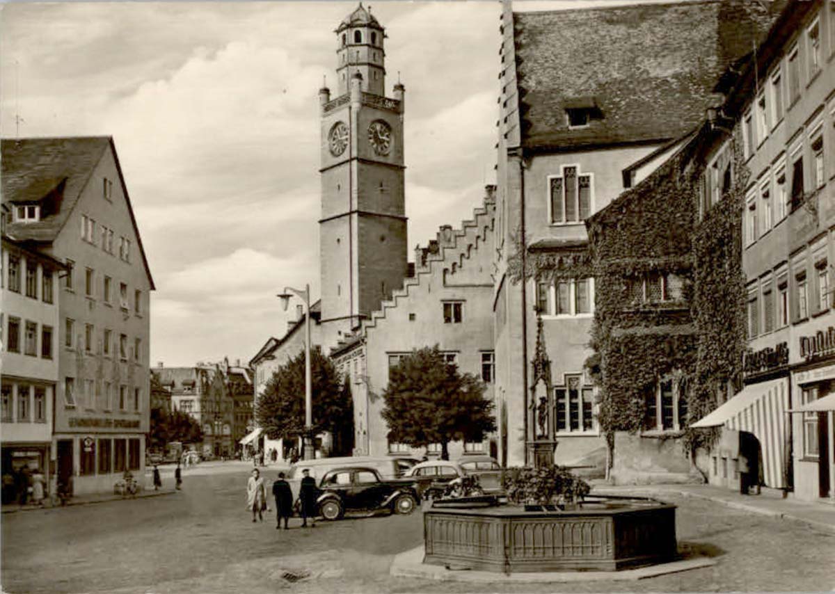 Ravensburg. Blaserturm, Rathaus und brunnen