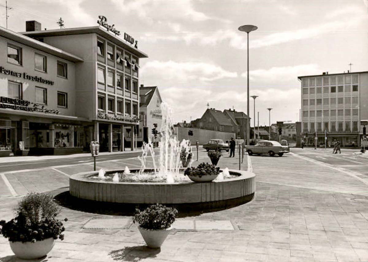 Rüsselsheim am Main. Friedensplatz, 1961