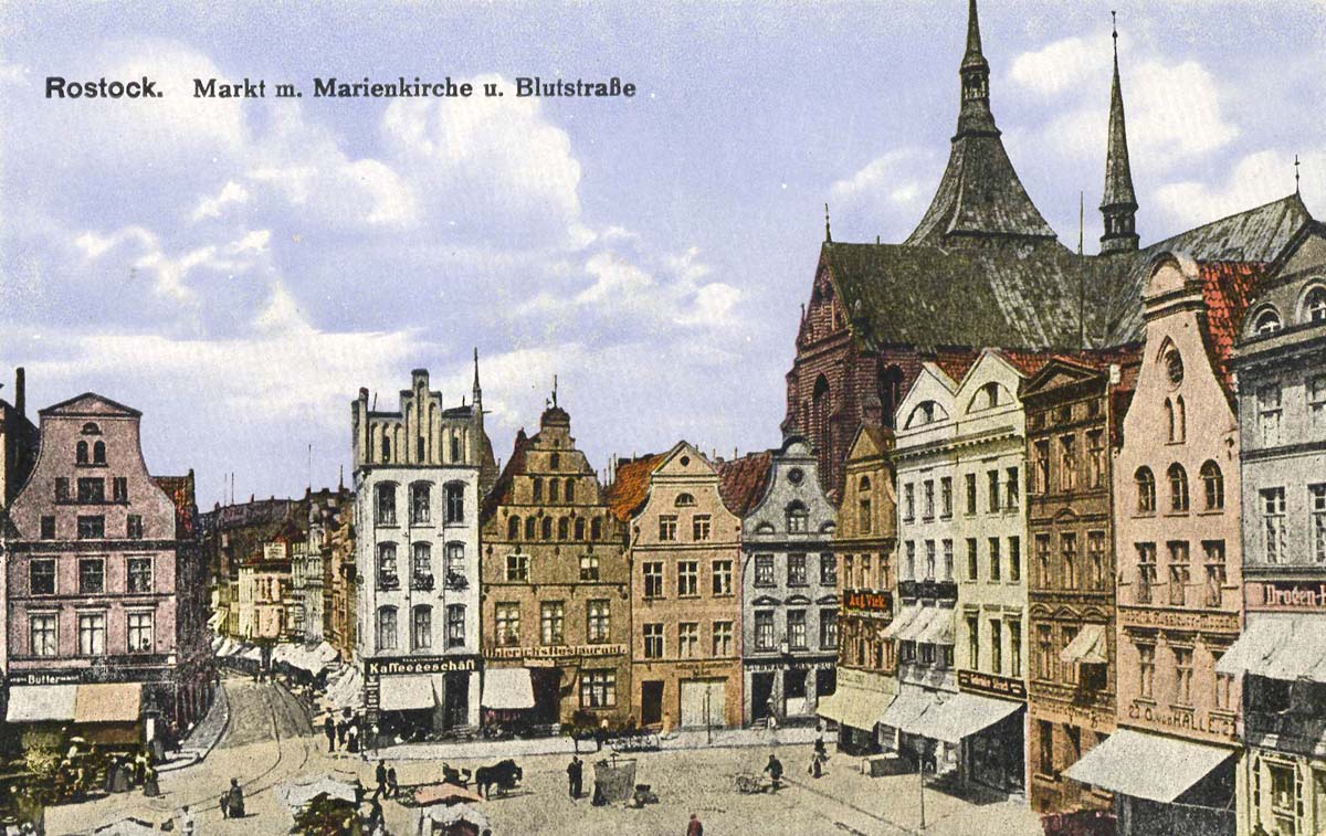 Rostock. Marktplatz mit Marienkirche und Blutstraße