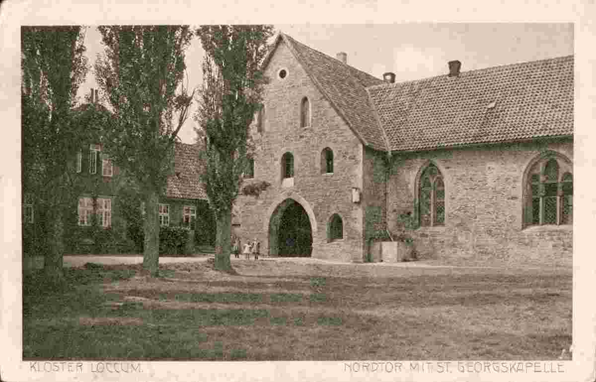 Rehburg-Loccum. Loccum - Kloster, Nordtor mit St. Georgskapelle