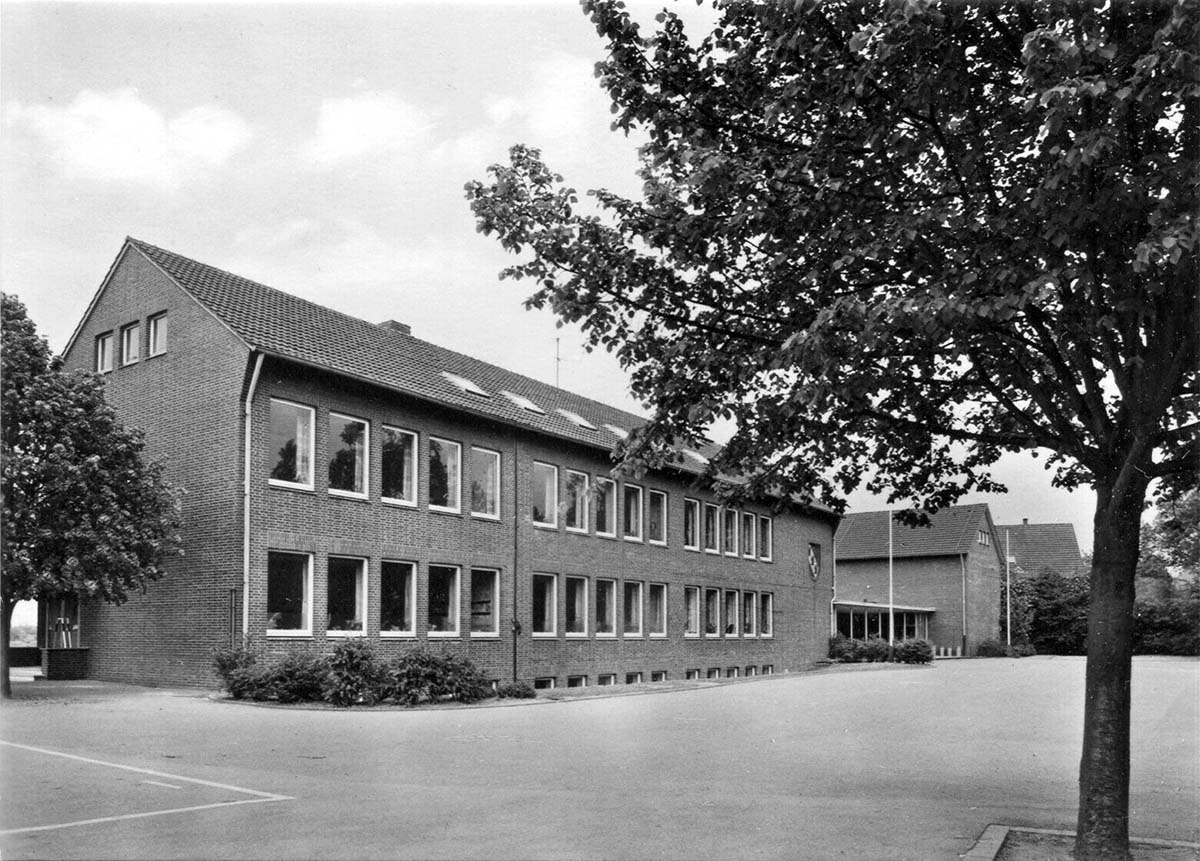 Raesfeld. St Silvester Schule, um 1960s