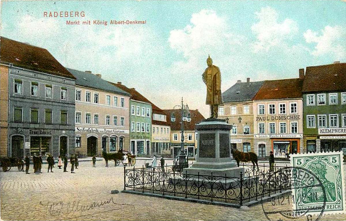 Radeberg. Marktplatz mit König Albert-Denkmal, 1911
