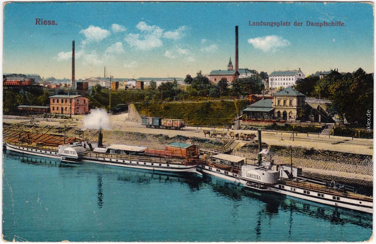 Riesa. Landungsplatz mit Dampfschiffe und Fabrikanlage, 1916