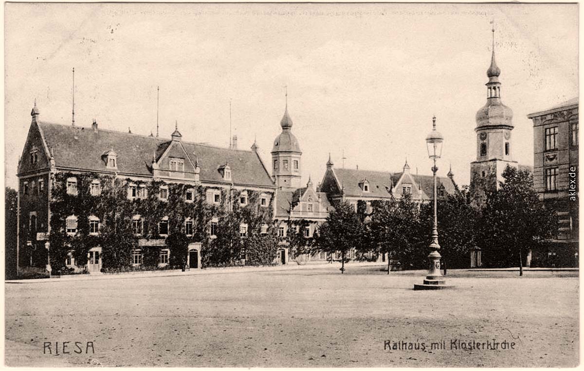 Riesa. Rathaus und Klosterkirche, 1914
