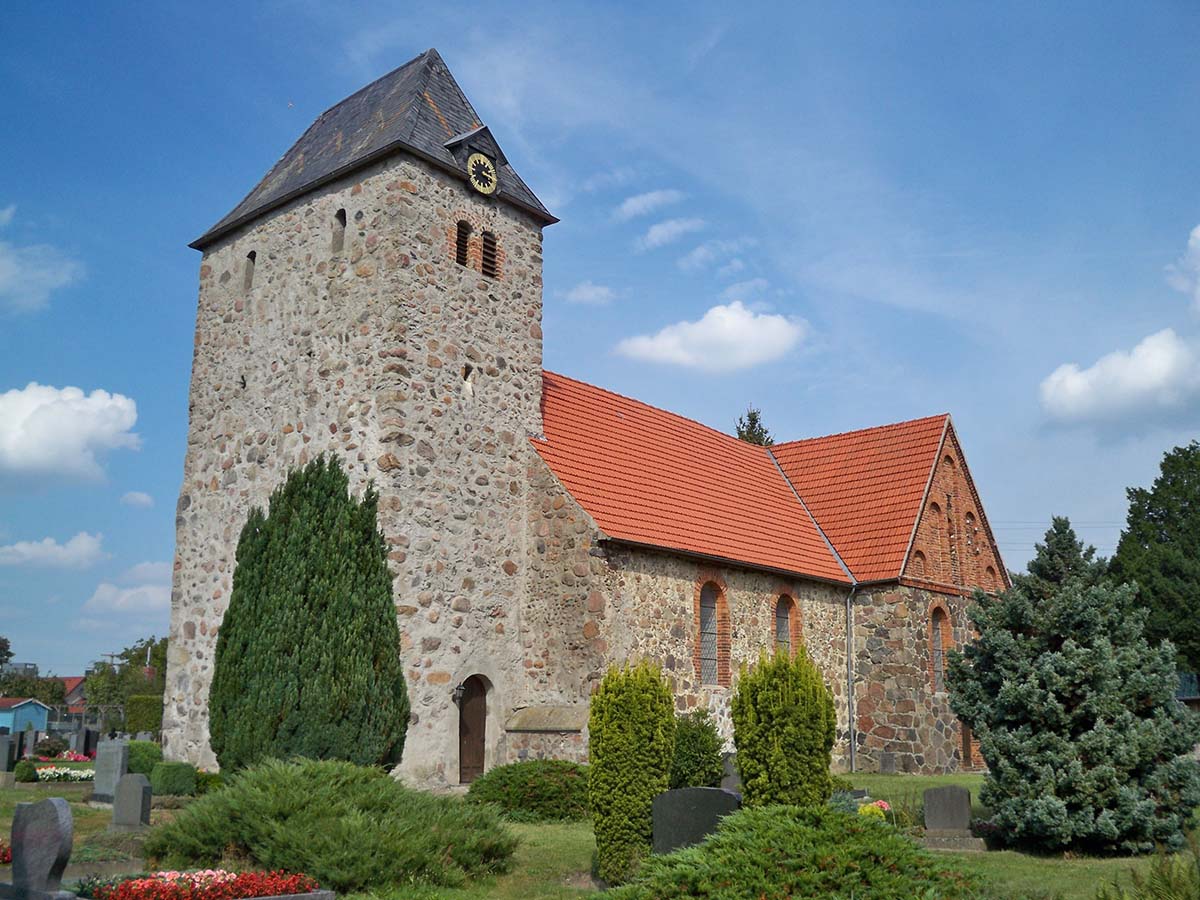 Rohrberg. Ahlum - Dorfkirche