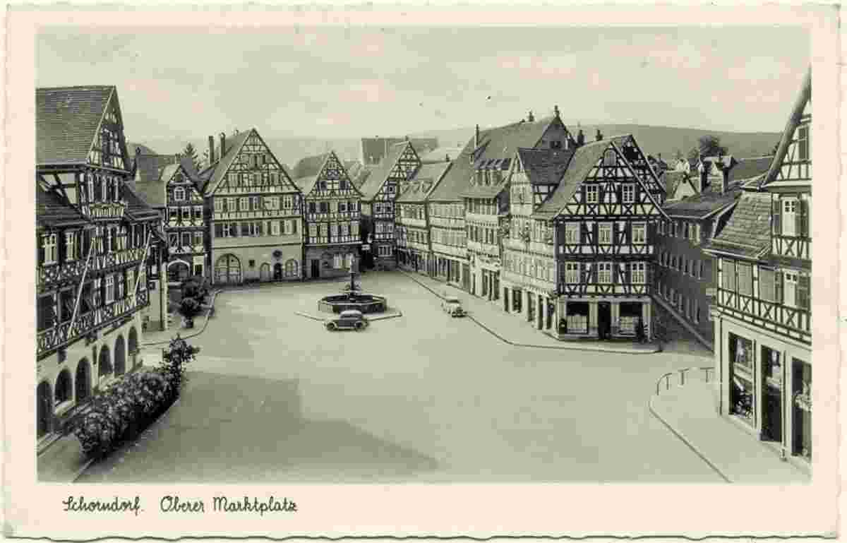 Schorndorf. Oberer Marktplatz mit Brunnen