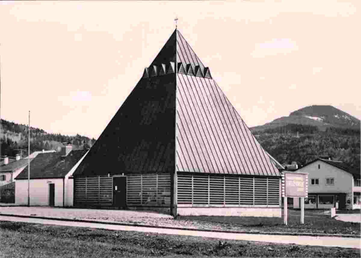 Siegsdorf. Kreuzkirche, 1967