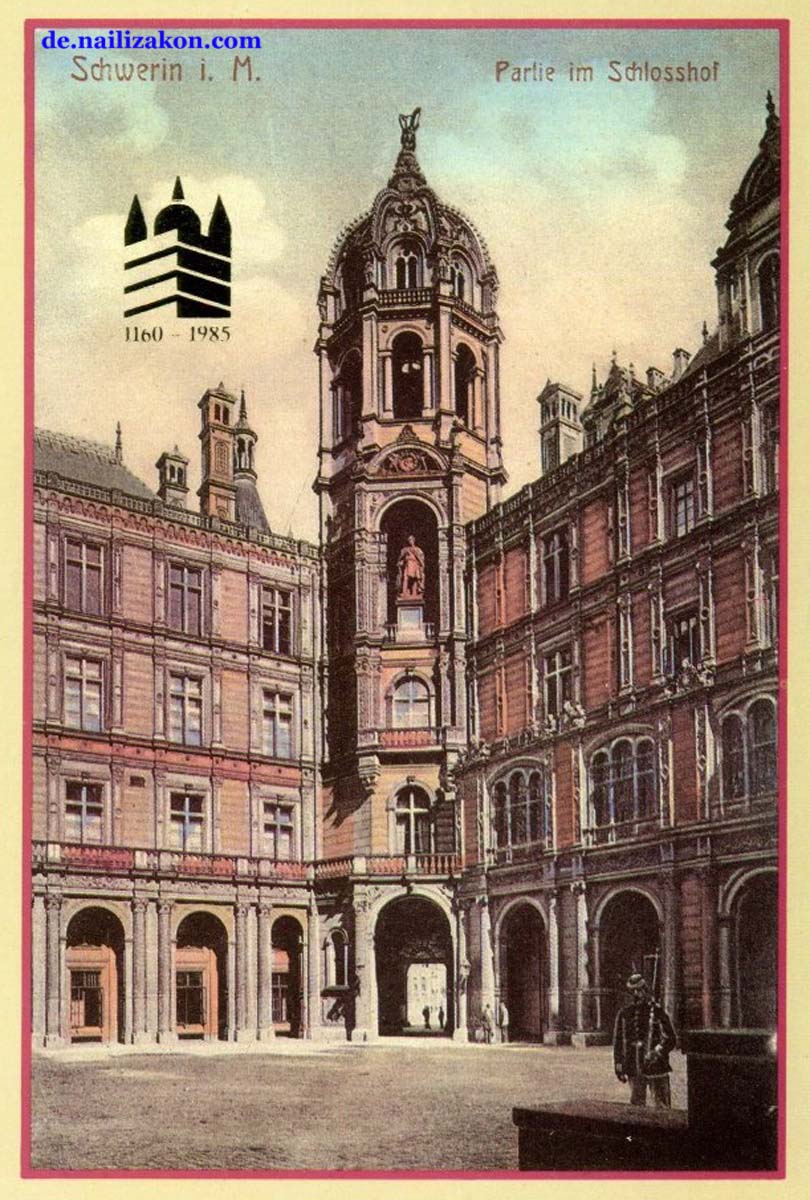 Schwerin. Schloßhof, 1910