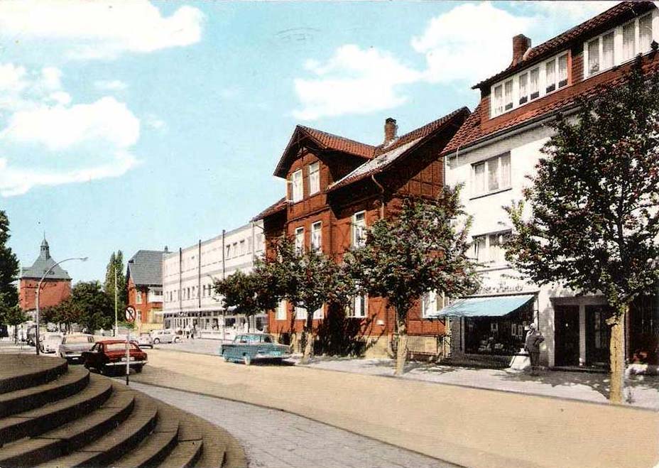 Salzgitter. Schulstraße und Neue Post, 1970