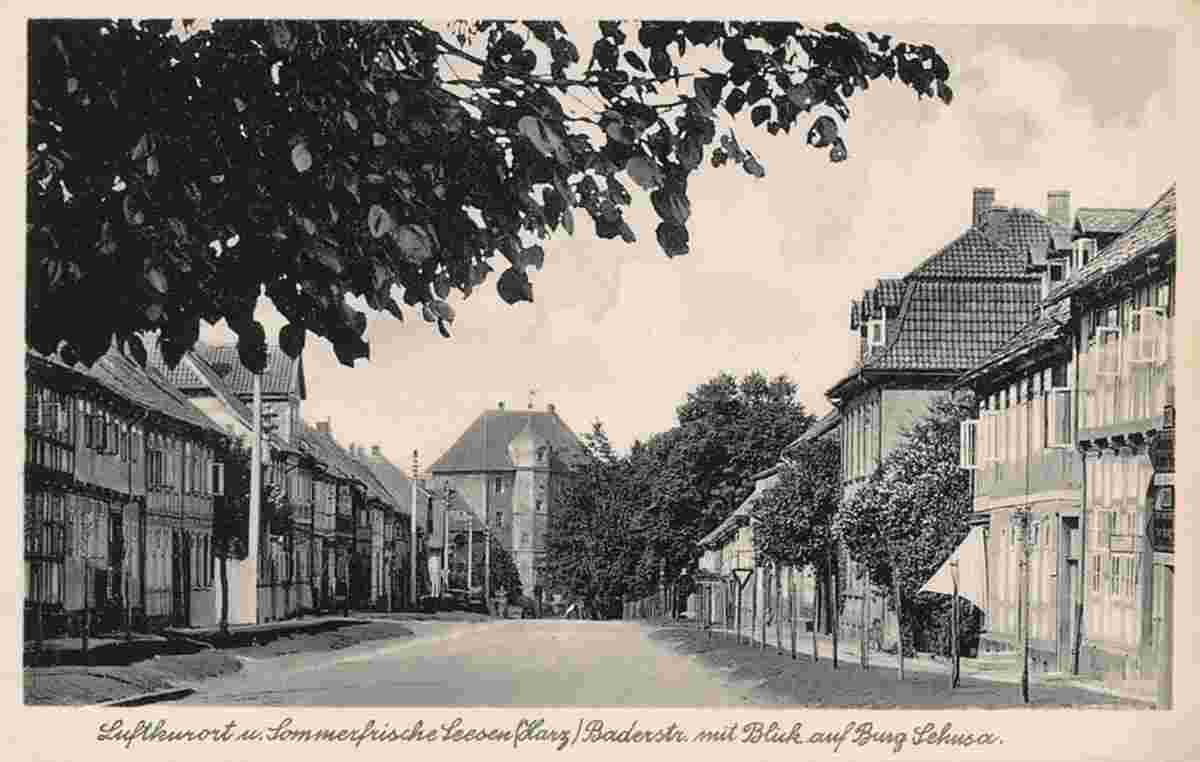 Seesen. Baderstraße mit Blick auf Burg Sehusa, heute Amtsgericht, 1941