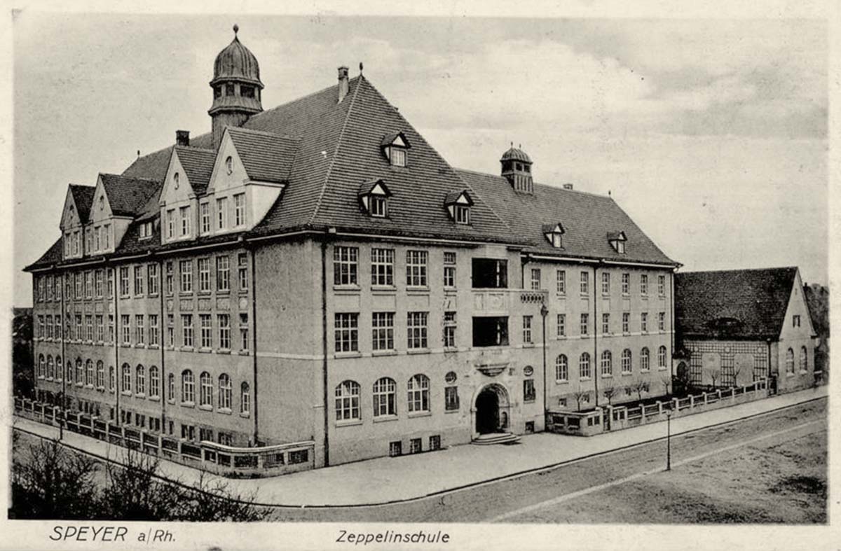 Speyer. Zeppelinschule