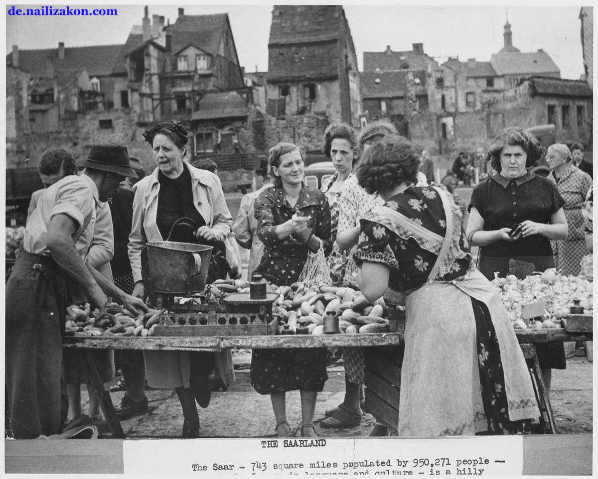 Markttag in Saarbrücken, kurz nach dem Zweiten Weltkrieg