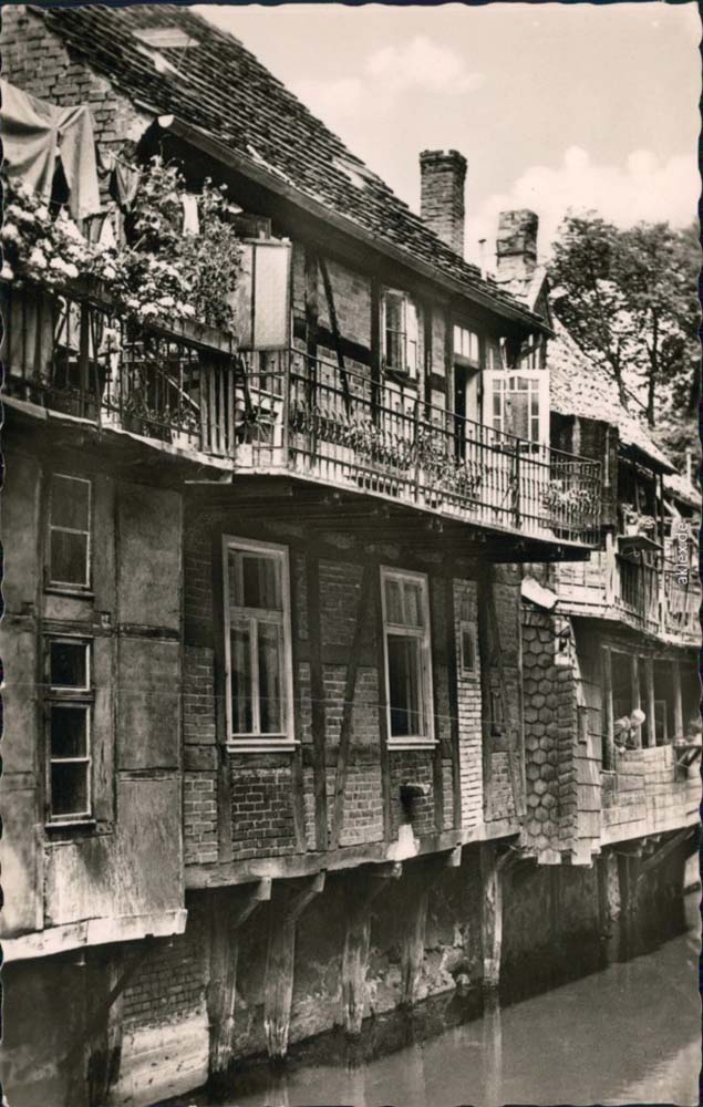 Salzwedel. Alte Häuser an der Jeetze, 1957