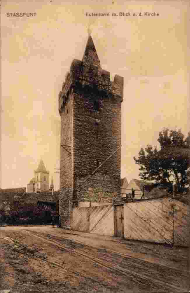 Staßfurt. Eulenturm mit Blick auf die Kirche, 1917