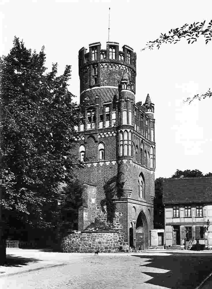 Stendal. Ünglinger Tor, 1925-1939