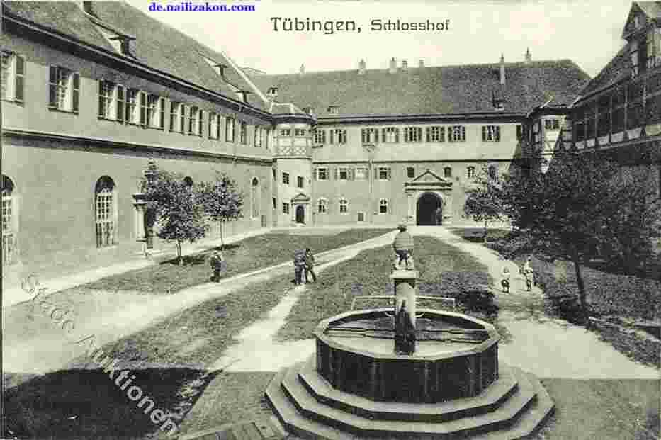 Tübingen. Schlosshof