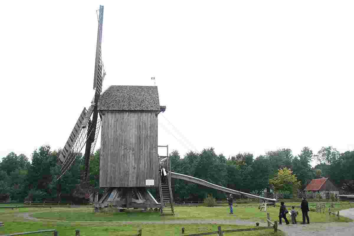 Titz. Höllen - Bockwindmühle, wieder aufgebaut im Museumsdorf Cloppenburg