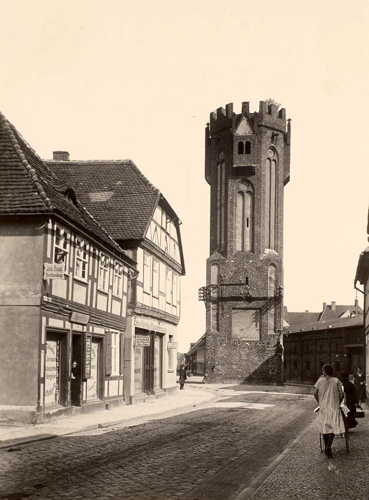 Tangermünde. Eulenturm und Hünerdorfer Tor, 1930