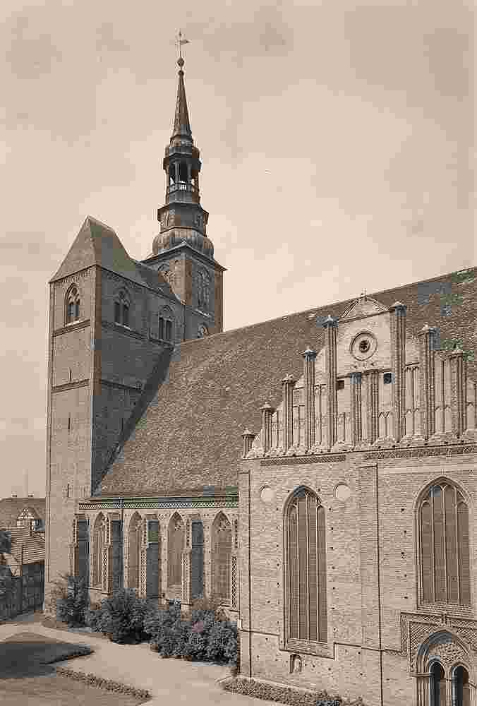 Tangermünde. St. Stephanskirche, blick von Süden