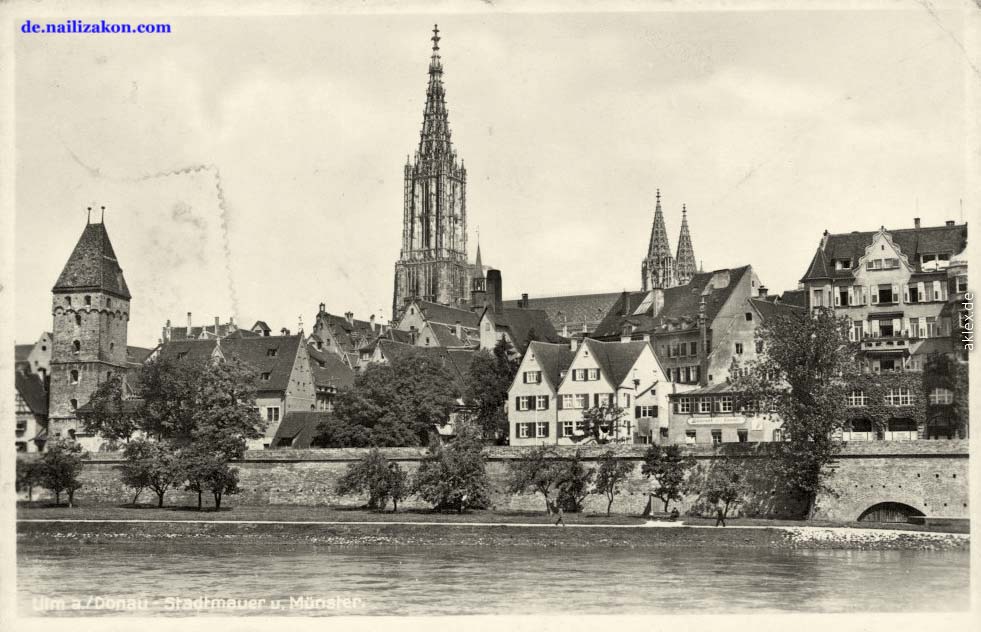 Ulm. Blick am Stadtmauer und Münster over Donau, 1939