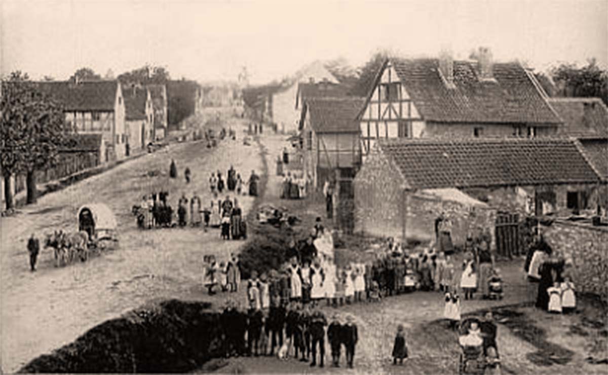Ummendorf (Börde). Berliner Strasse, um 1904