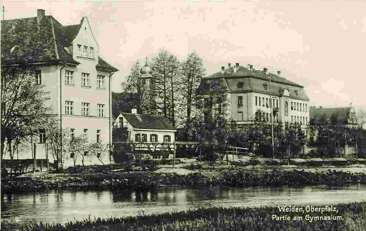 Weiden in der Oberpfalz. Gymnasium