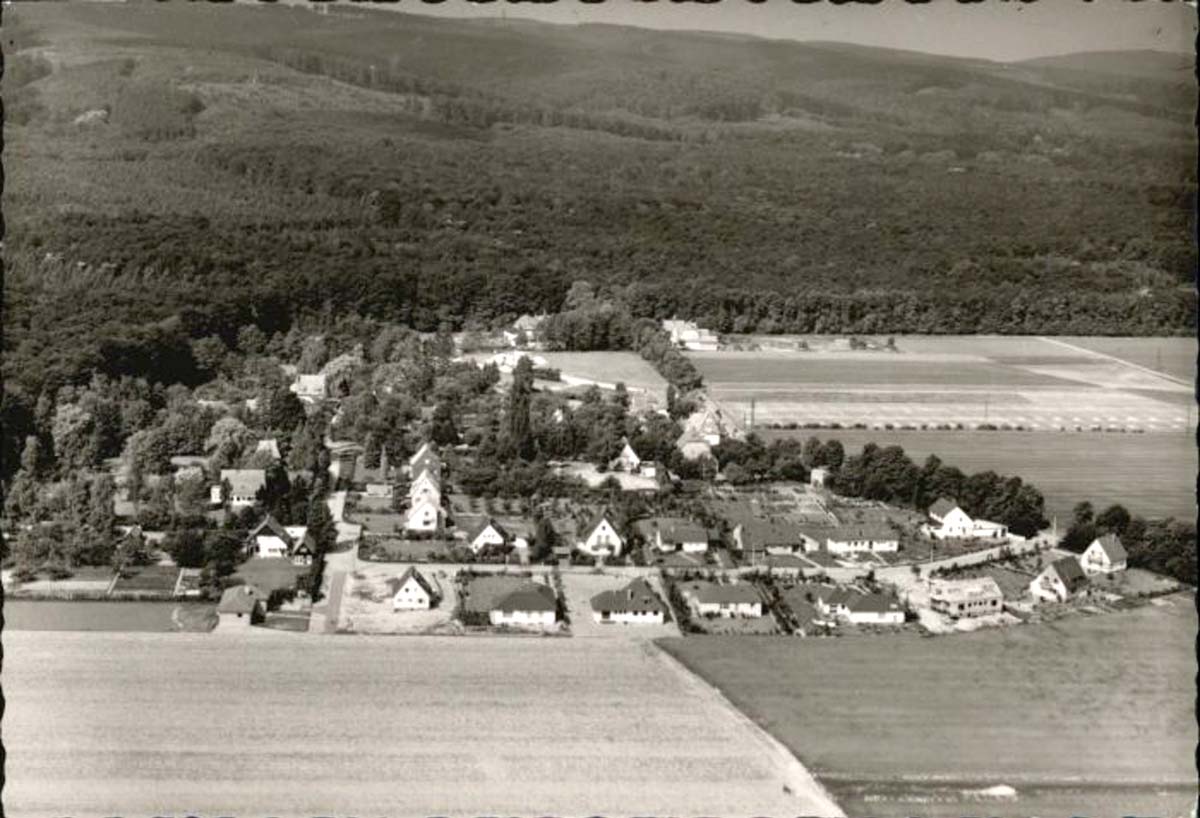Fliegeraufnahme auf Wennigsen, 1962