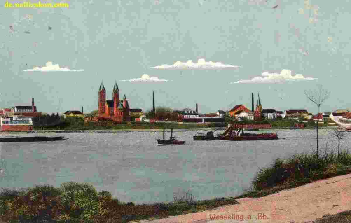Wesseling. Panorama der Stadt vom Fluss