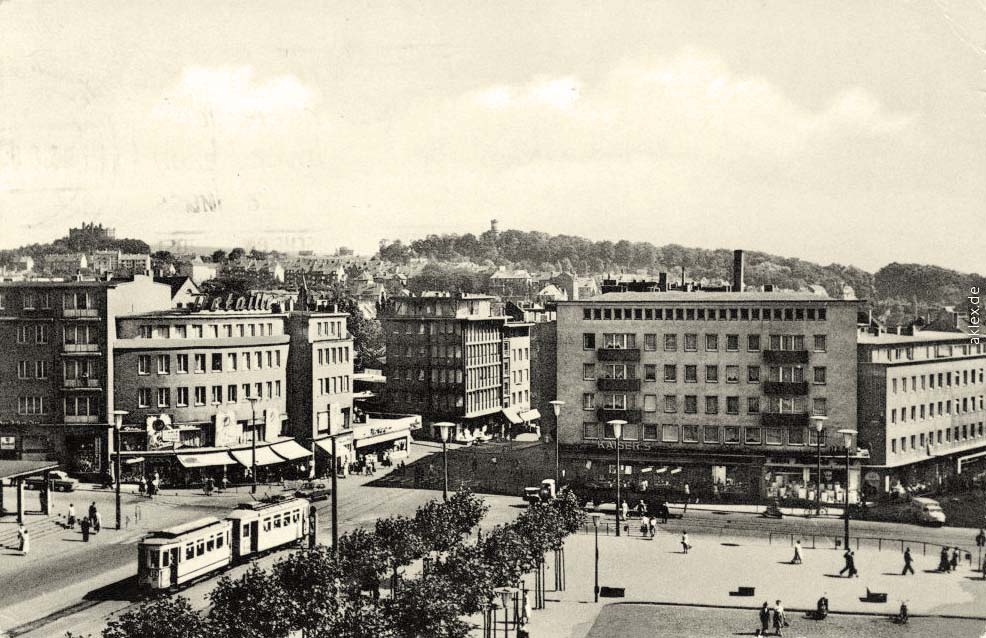 Witten. Rathausplatz mit Straßenbahn, 1960