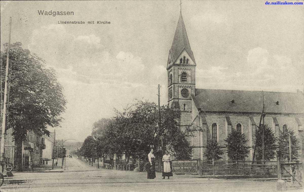 Wadgassen. Lindenstraße mit Kirche, 1919