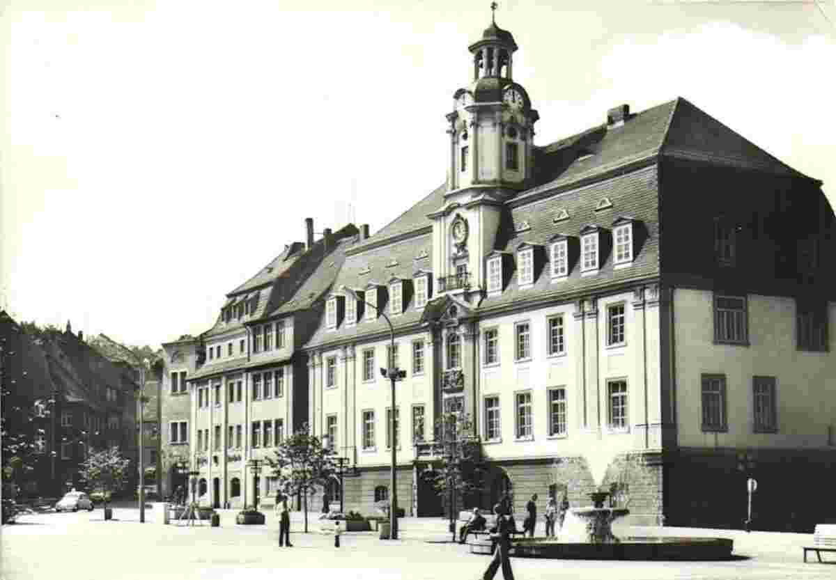 Weißenfels. Rathaus am Karl Marx Platz, Brunnen, 1965