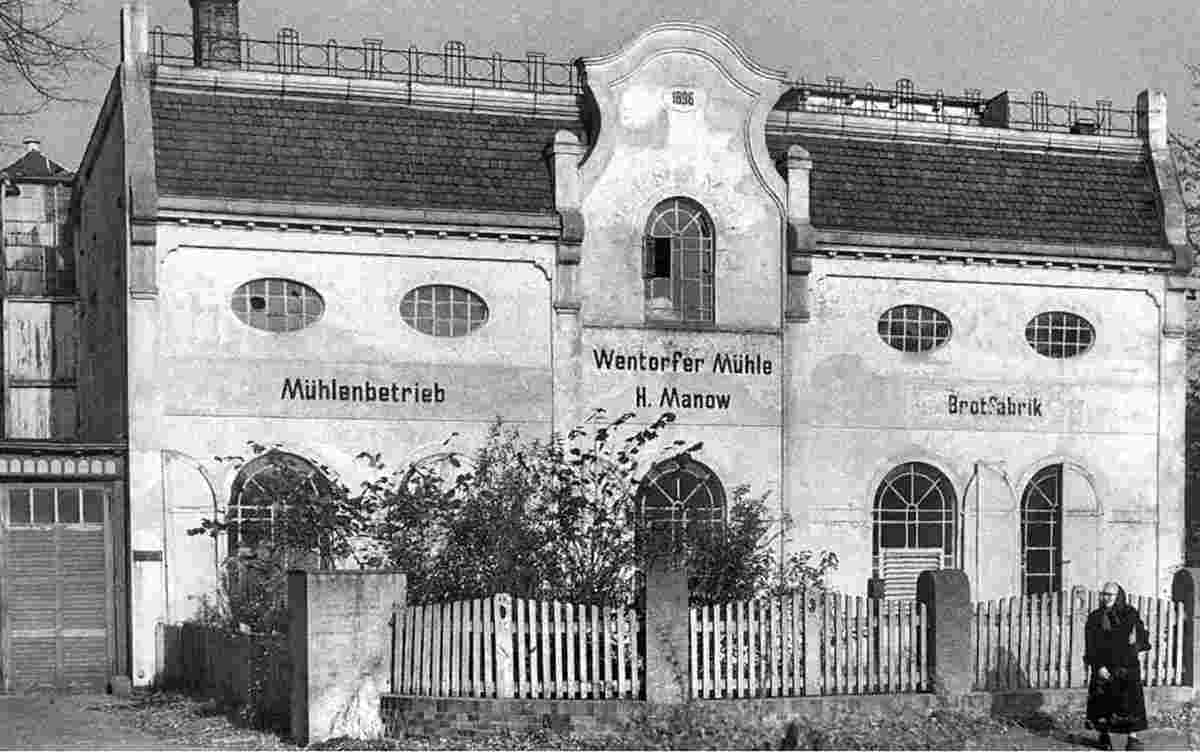 Wentorf bei Hamburg. Mühlenbetrieb, Wentorfer Mühle H. Manow, Brotfabrik